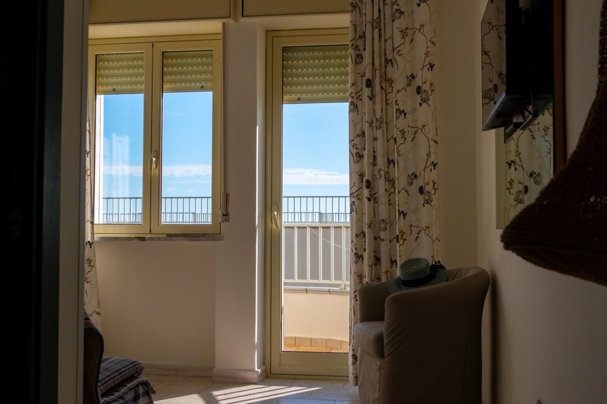 Hotel Garden Praia a Mare Ngoại thất bức ảnh